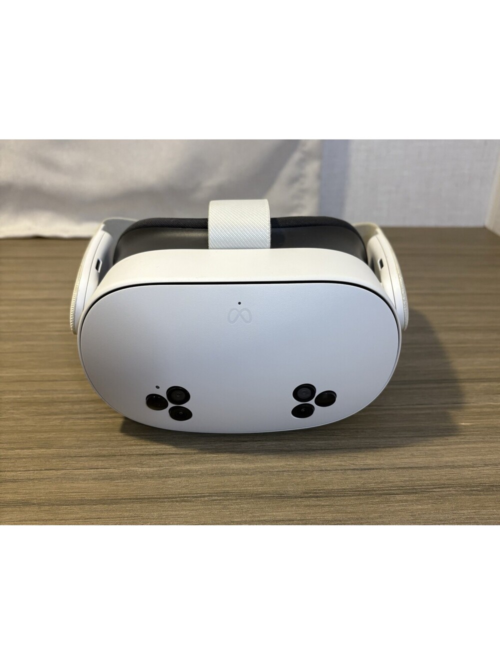 Meta Quest 3S 128GB Standalone All-in-One VR Headset Only P97